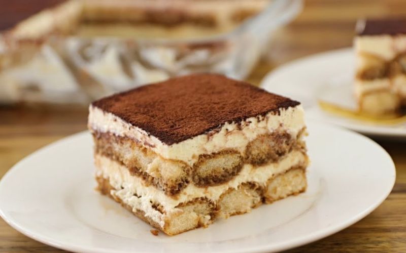 Bánh Tiramisu