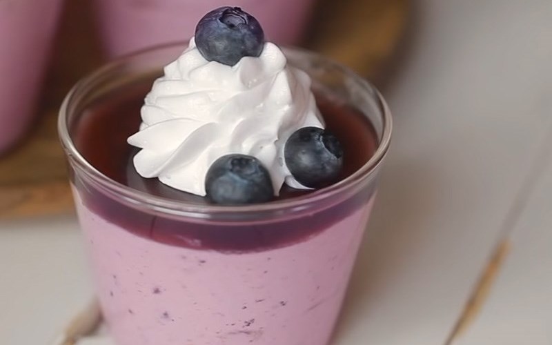 Bánh mousse việt quất